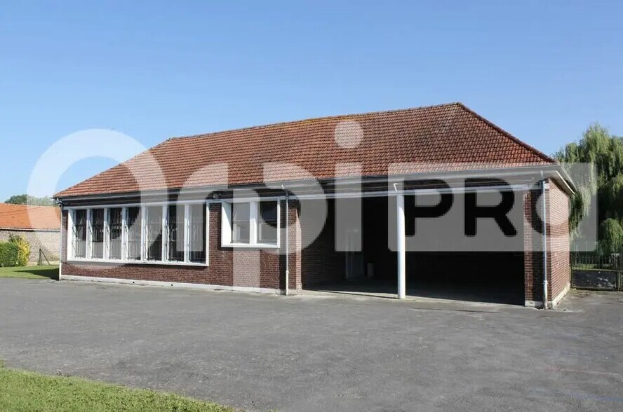 Flex in Ville-sur-Ancre for sale - Building Photo - Image 1 of 5