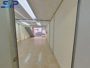 Retail in Vilafranca del Penedès, Barcelona for lease Interior Photo- Image 2 of 13