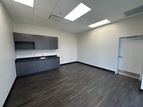 Wesley Rd, Apopka, FL for lease Interior Photo- Image 2 of 8