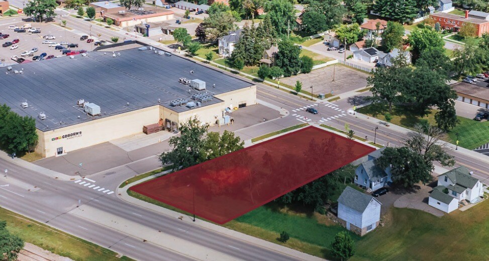 305 2nd Ave S, Sauk Rapids, MN for sale - Building Photo - Image 2 of 4