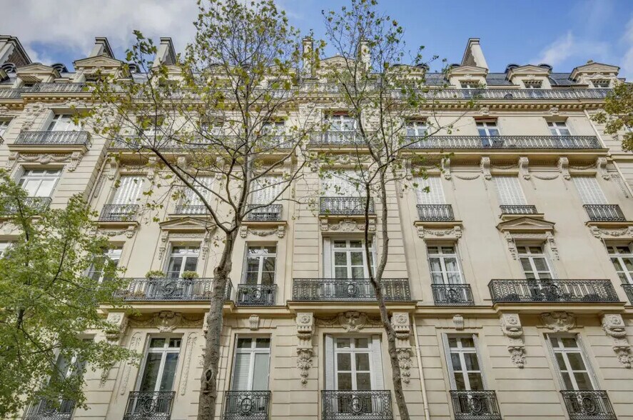 Office in Paris for sale - Building Photo - Image 3 of 12