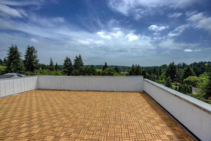 10722 Lake City Way NE, Seattle, WA for sale - Building Photo - Image 3 of 17