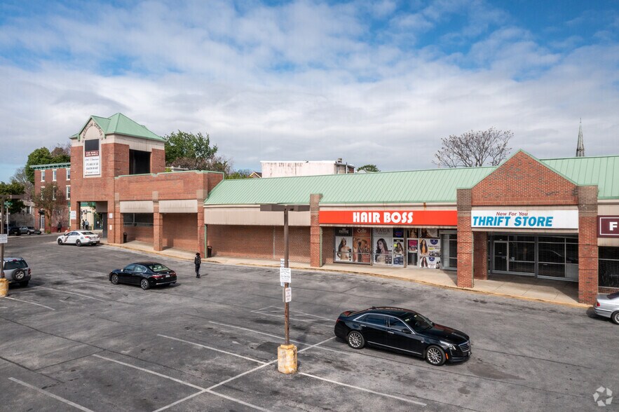 5007 Germantown Ave, Philadelphia, PA for lease - Building Photo - Image 2 of 7