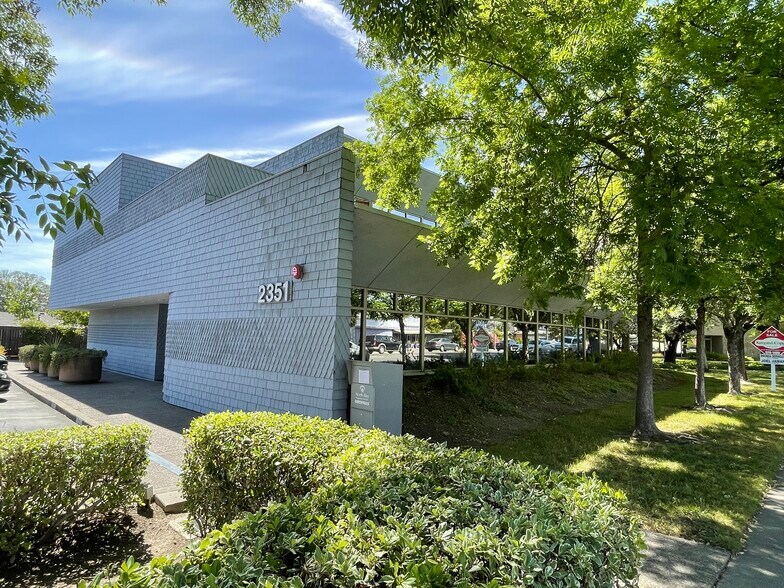 2351 Mendocino Ave, Santa Rosa, CA for sale - Building Photo - Image 1 of 9