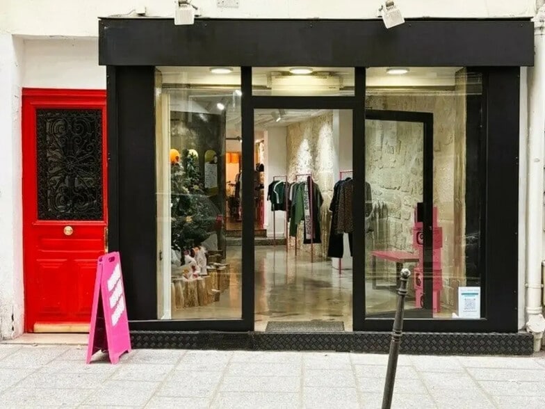 Retail in Paris for lease - Building Photo - Image 1 of 11