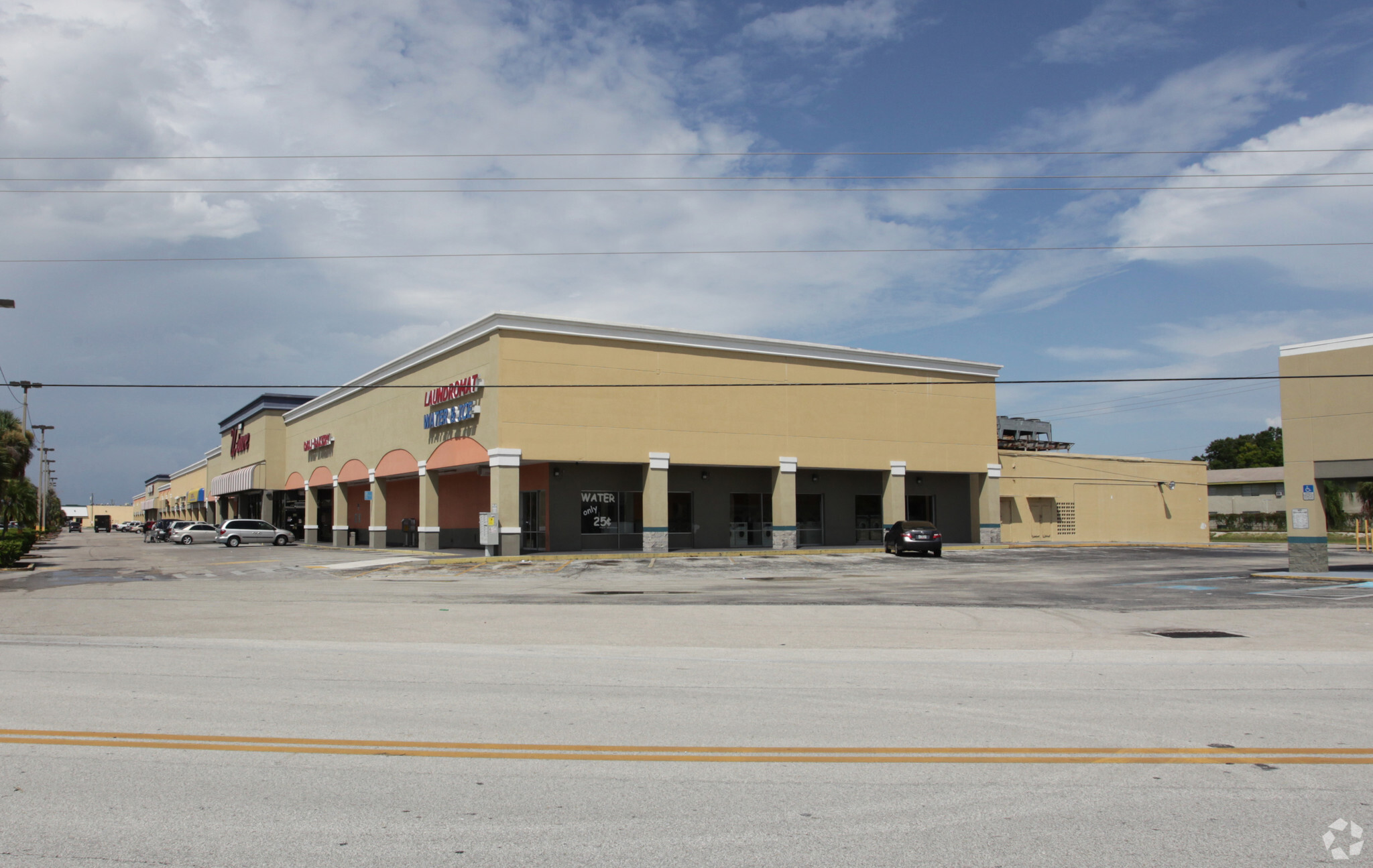 4107-4199 Palm Beach Blvd, Fort Myers, FL for sale Primary Photo- Image 1 of 1