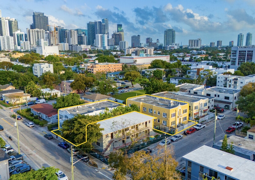 16-Unit Multifamily portfolio of 2 properties for sale on LoopNet.com - Building Photo - Image 3 of 22