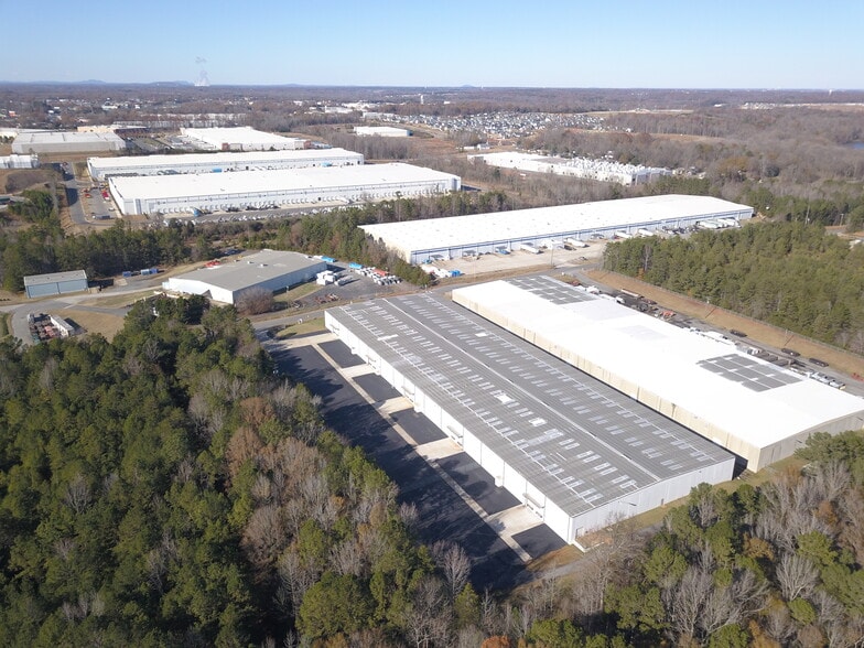 2690 Commerce Dr, Rock Hill, SC for lease - Building Photo - Image 3 of 6