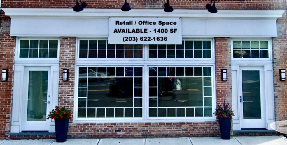 133 E Putnam Ave, Cos Cob, CT for sale - Building Photo - Image 1 of 1