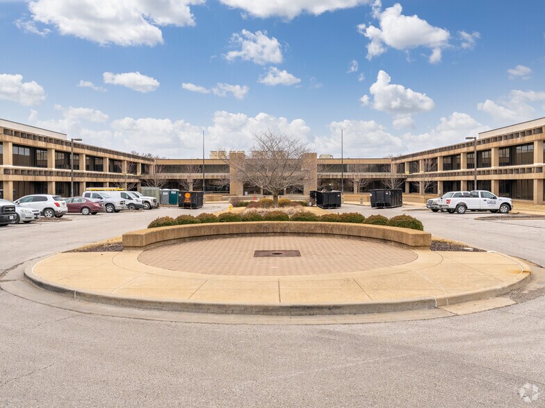 13045 Tesson Ferry Rd, Saint Louis, MO 63128