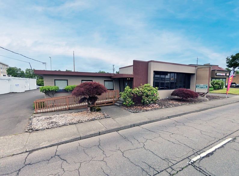 12850 SW Canyon Rd, Beaverton, OR for lease - Building Photo - Image 1 of 39