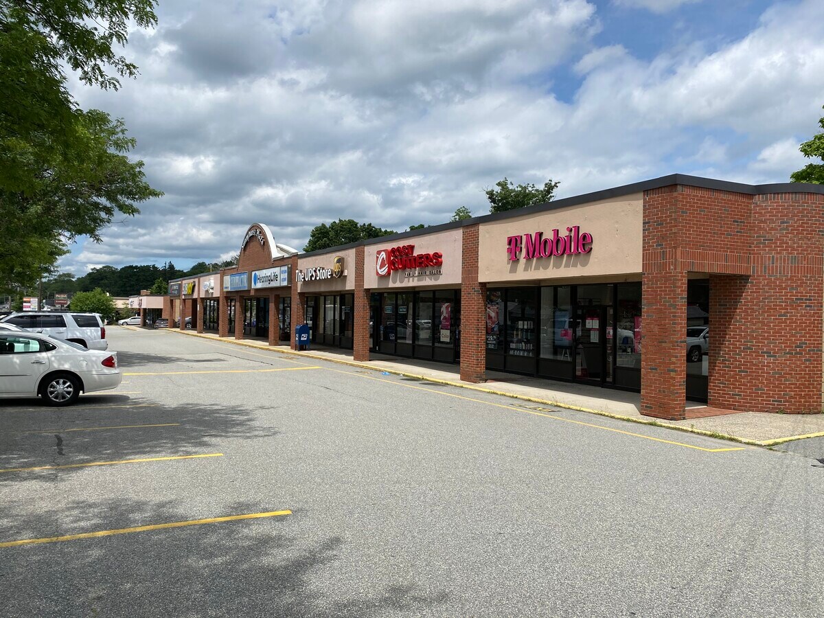 200 Main St, Stoneham, MA 02180