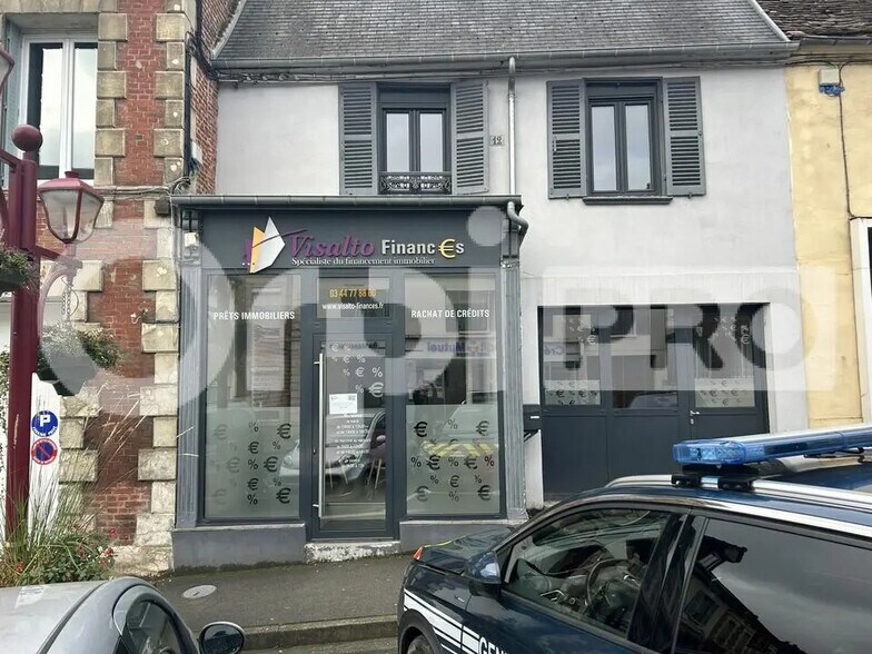 Office in Saint-Just-en-Chaussée for lease - Building Photo - Image 1 of 6