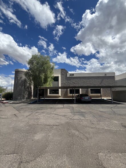 325 W Melinda Ln, Phoenix, AZ for sale - Building Photo - Image 3 of 16