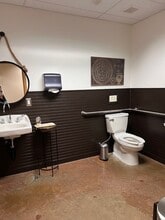 720 S 348th St, Federal Way, WA for lease Interior Photo- Image 2 of 12