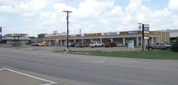 6800-6828 Sanger Ave, Waco, TX for sale Primary Photo- Image 1 of 1