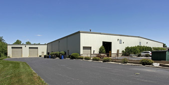 2905 Lavanture Pl, Elkhart IN - Warehouse