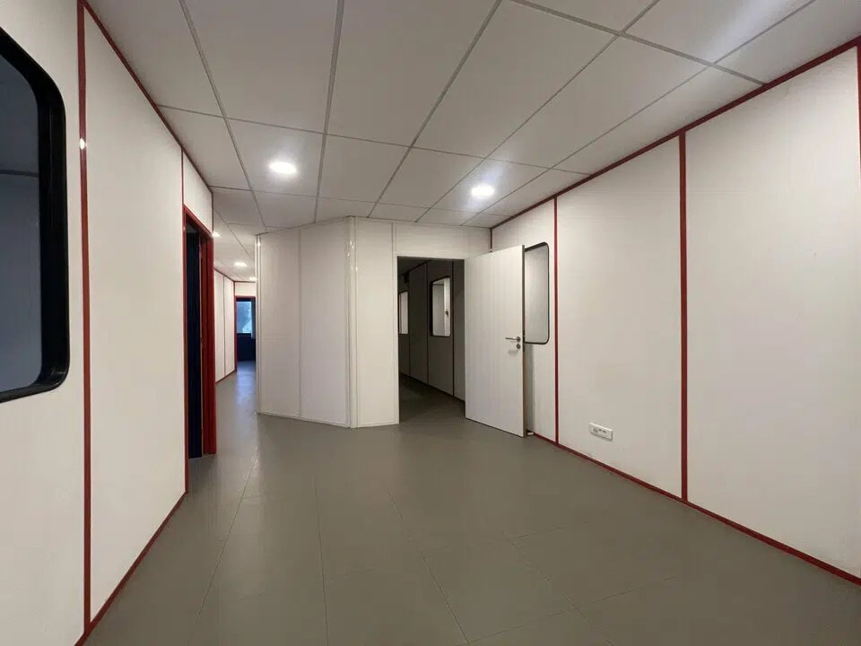 Office in GONFREVILLE-L'ORCHER for lease Interior Photo- Image 1 of 8