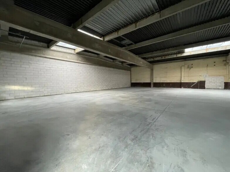 Flex in Petit-Couronne for sale - Interior Photo - Image 2 of 7