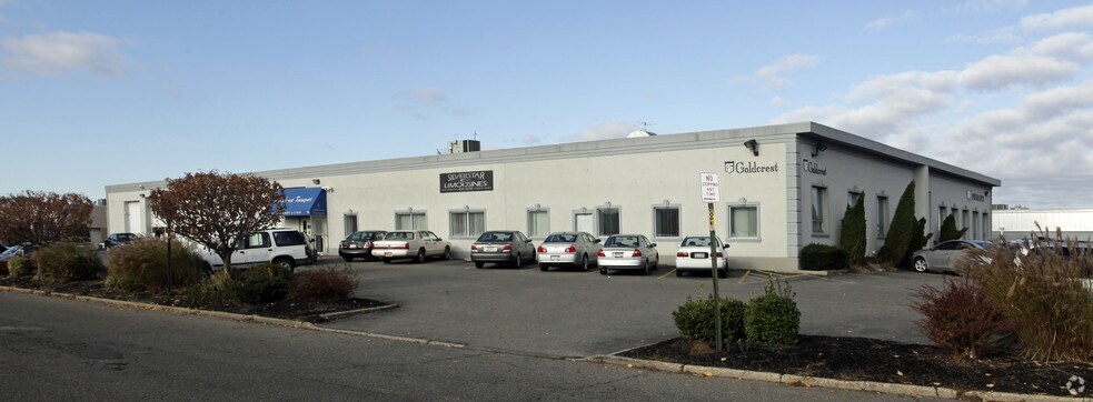 20 Terminal Dr S, Plainview, NY for sale - Primary Photo - Image 1 of 1