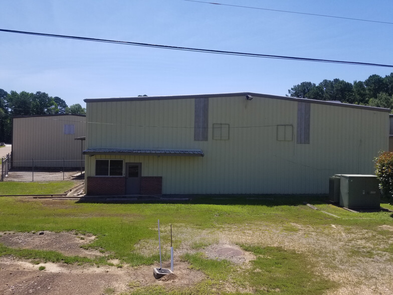 131 Hudson Loop Rd, El Dorado, AR for lease - Building Photo - Image 1 of 5