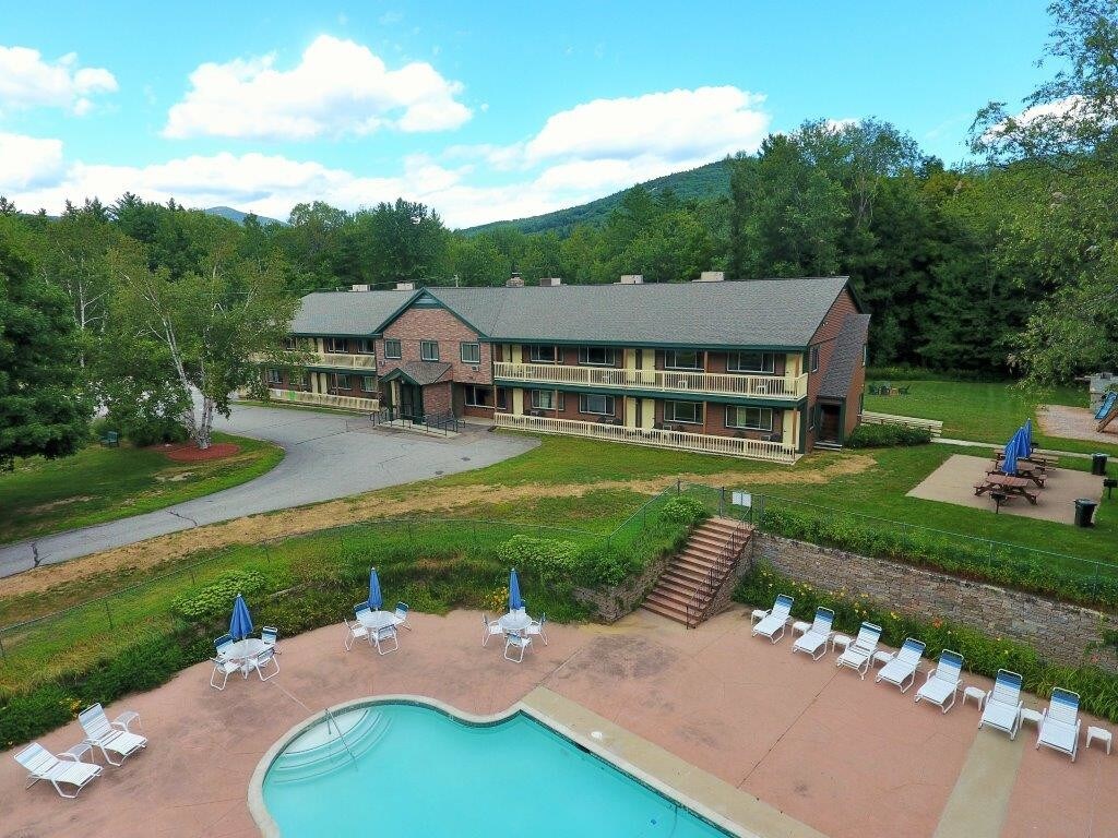 277 Artist Falls Rd, North Conway, NH 03860