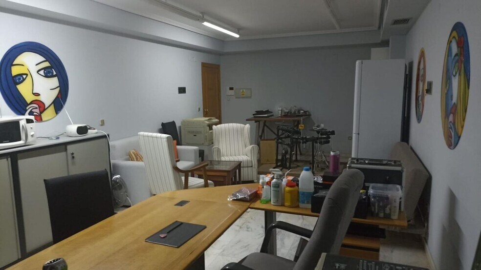 Office in Cáceres, Cáceres for lease - Building Photo - Image 3 of 4