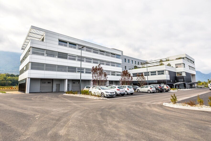 108 Avenue Lac Léman, La Motte-Servolex for lease - Building Photo - Image 2 of 5