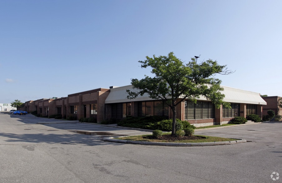 5730 Coopers Ave, Mississauga, ON for lease - Building Photo - Image 3 of 6