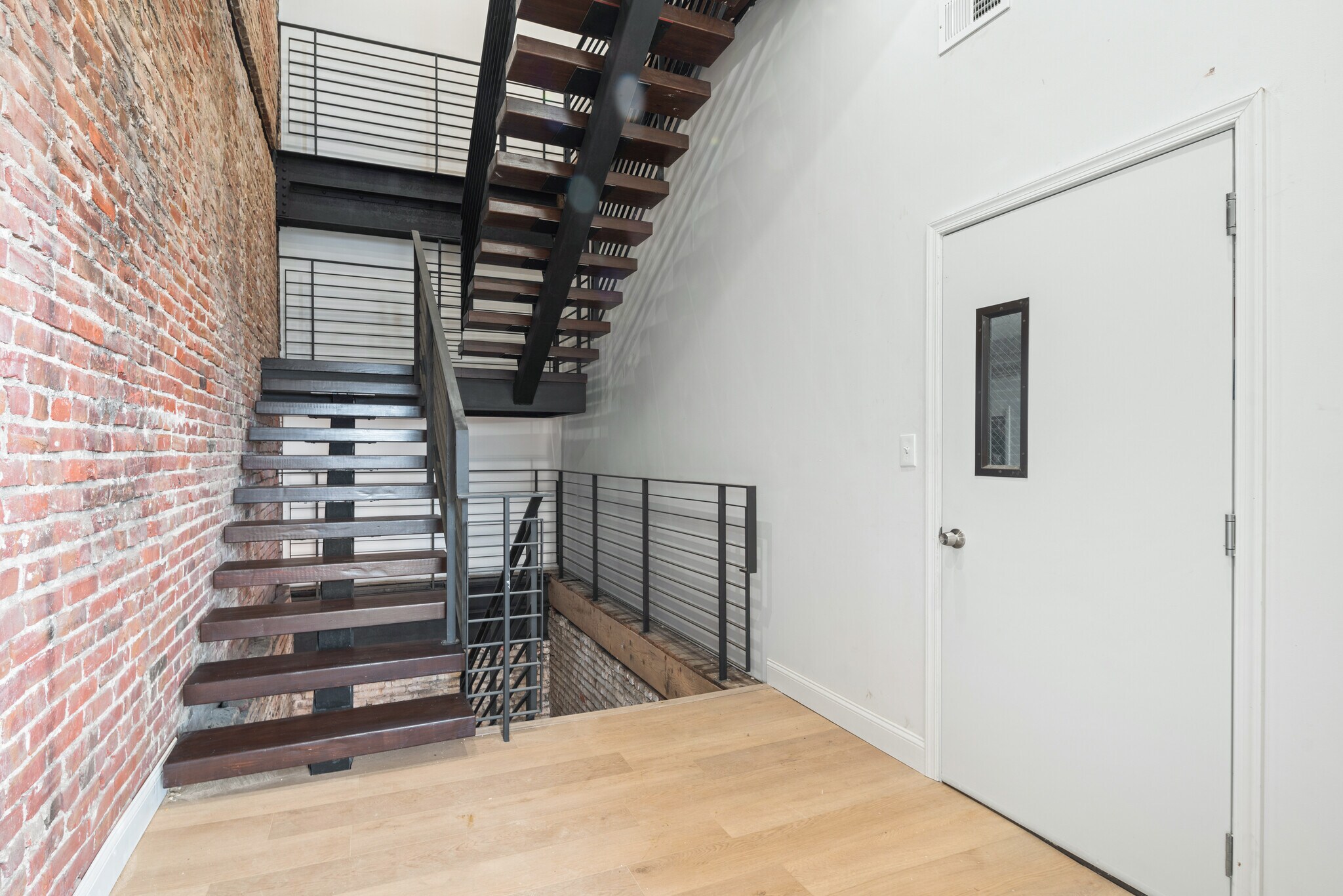 2446-50 Germantown Ave, Philadelphia, PA for lease Interior Photo- Image 1 of 9