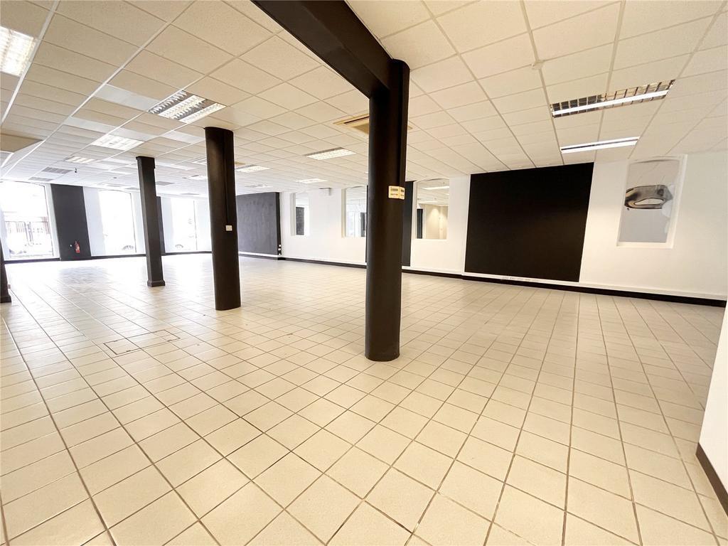 50 Chase Rd, Southend On Sea for lease Building Photo- Image 1 of 15