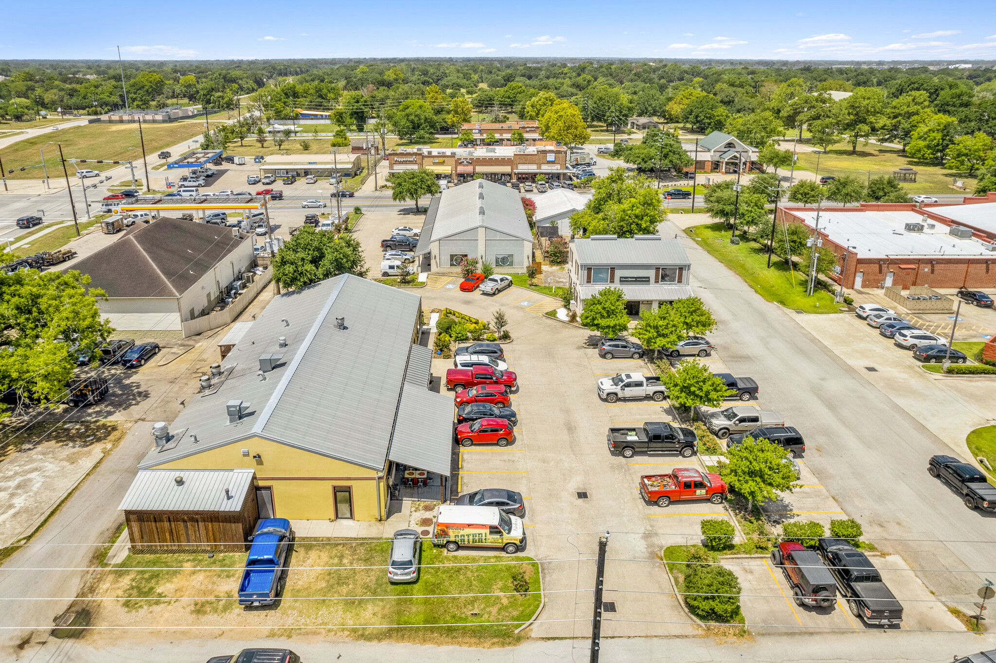 8525 FM 359 Rd S, Fulshear, TX 77441 - Village at Fulshear | LoopNet