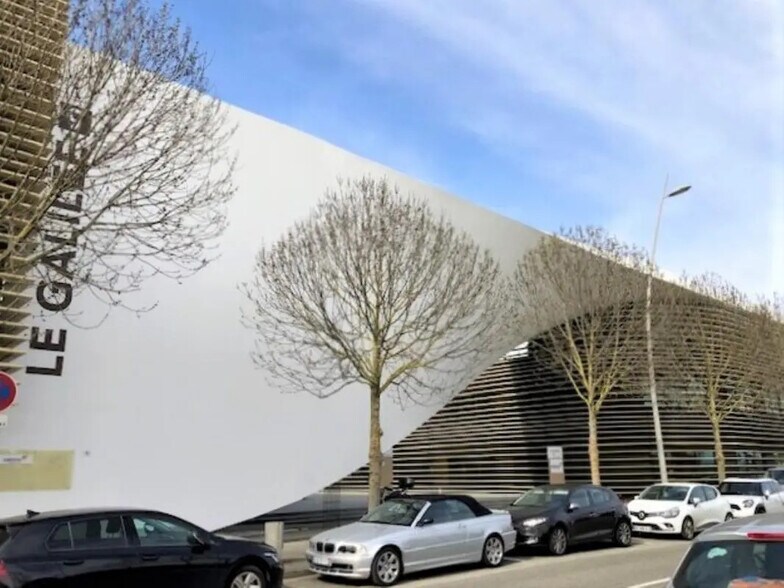 Office in Blagnac for lease - Building Photo - Image 3 of 36