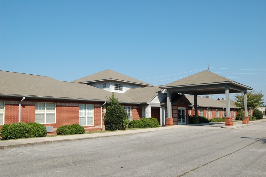 10310 Bailey Cove Rd SE, Huntsville, AL 35803