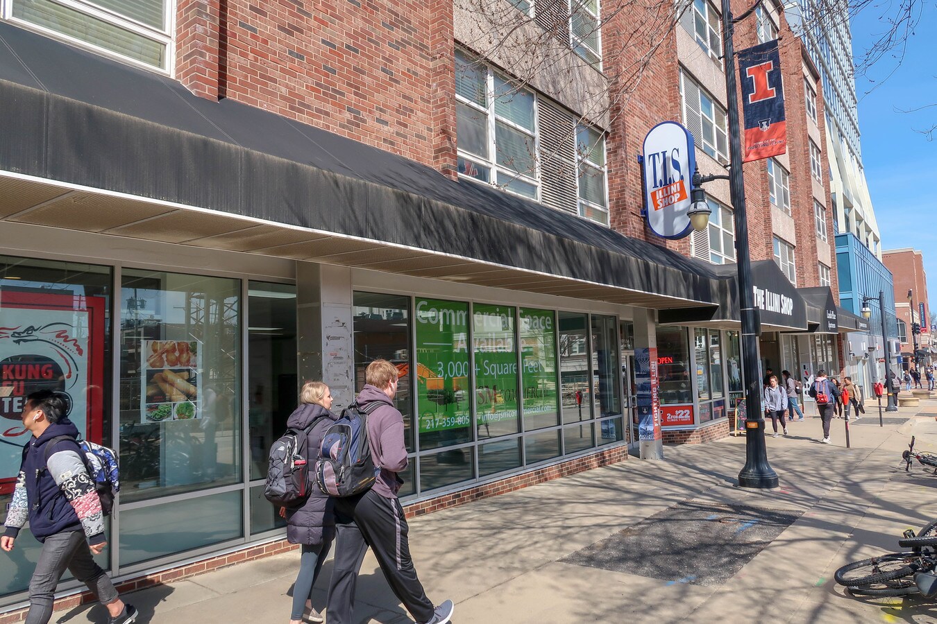 707 S 6th St, Champaign, IL, 61820 Retail Space For Lease