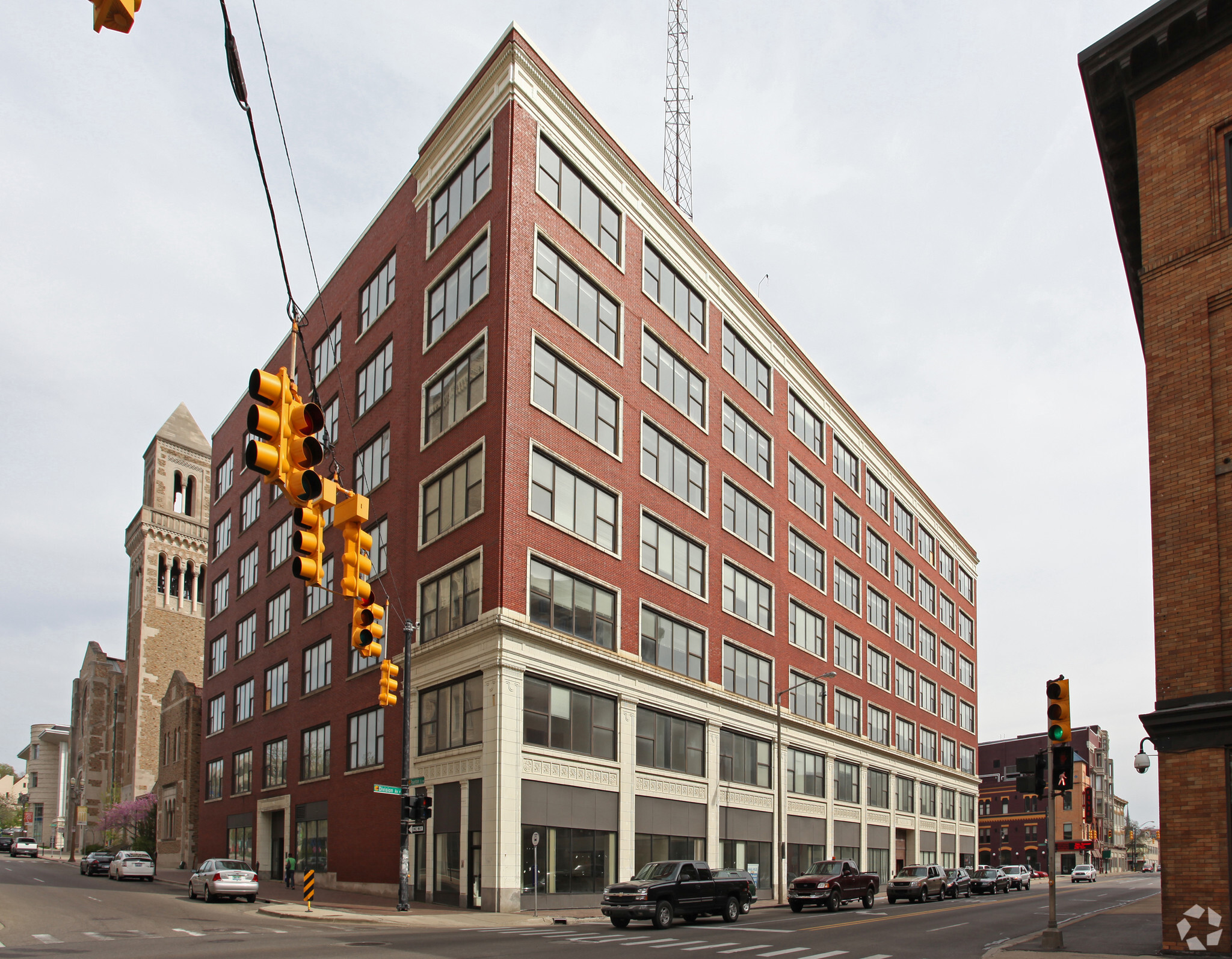 56 Division Ave N, Grand Rapids, MI for sale Building Photo- Image 1 of 1