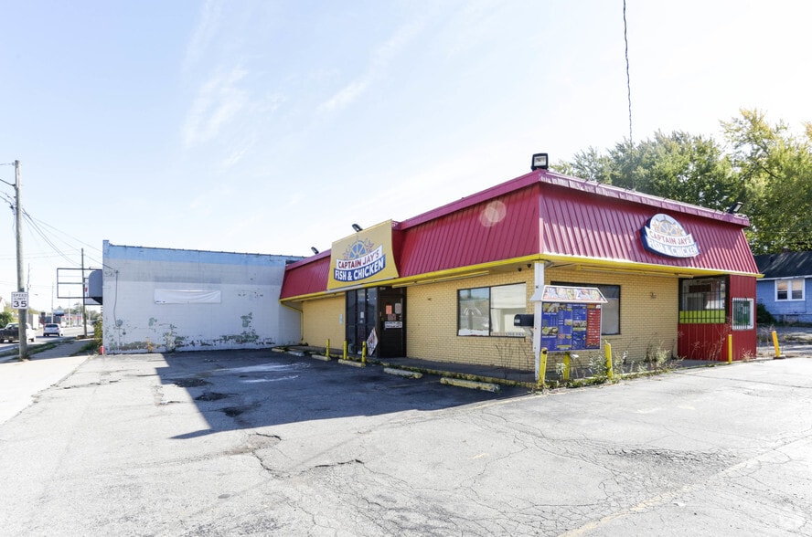 3019 Corunna Rd, Flint, MI for sale - Primary Photo - Image 1 of 1