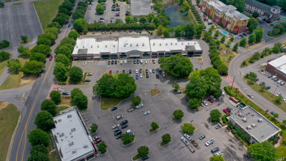 161 S Aiken Ln, Aiken, SC 29803 Shoppes At Whiskey