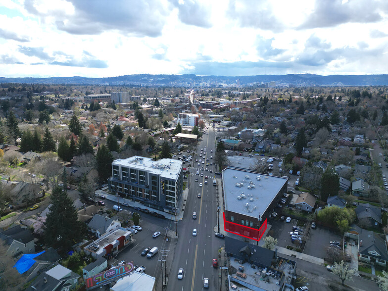 5005 NE Sandy Blvd, Portland, OR for lease - Aerial - Image 3 of 3