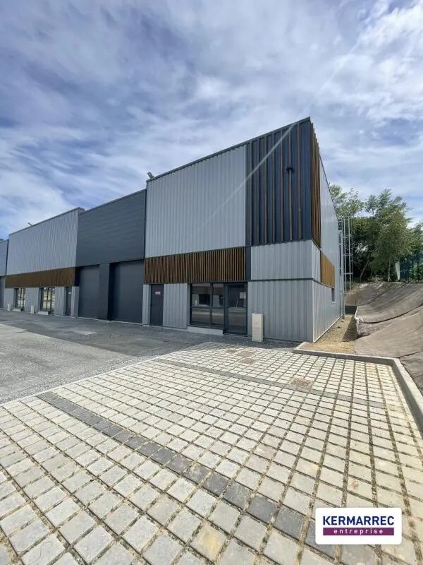 Flex in Vitré for sale Building Photo- Image 1 of 8