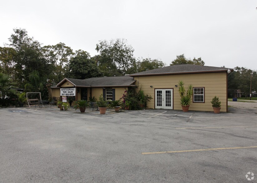 2370 W Highway 6, Alvin, TX for sale - Interior Photo - Image 1 of 1