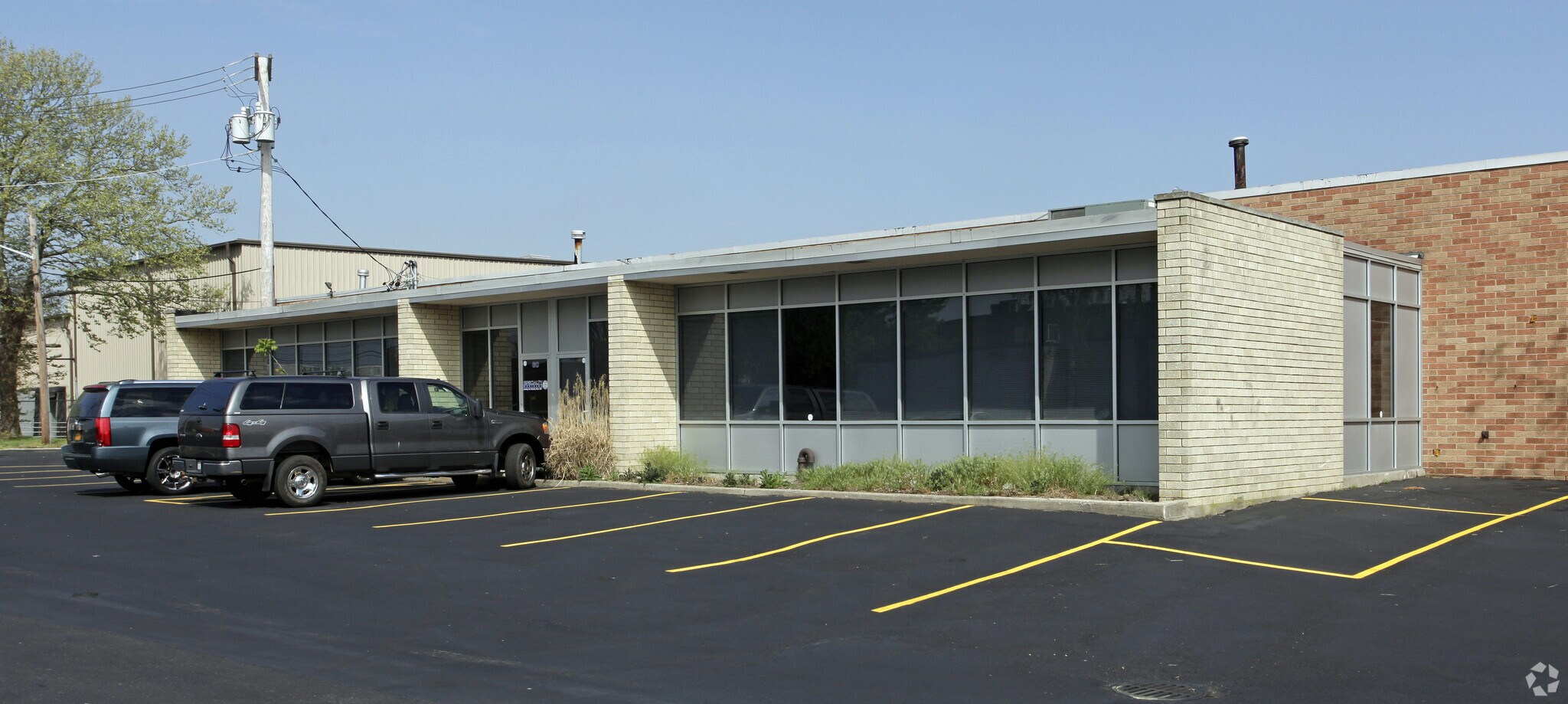 60 Engineers Ln, Farmingdale, NY for sale Building Photo- Image 1 of 1