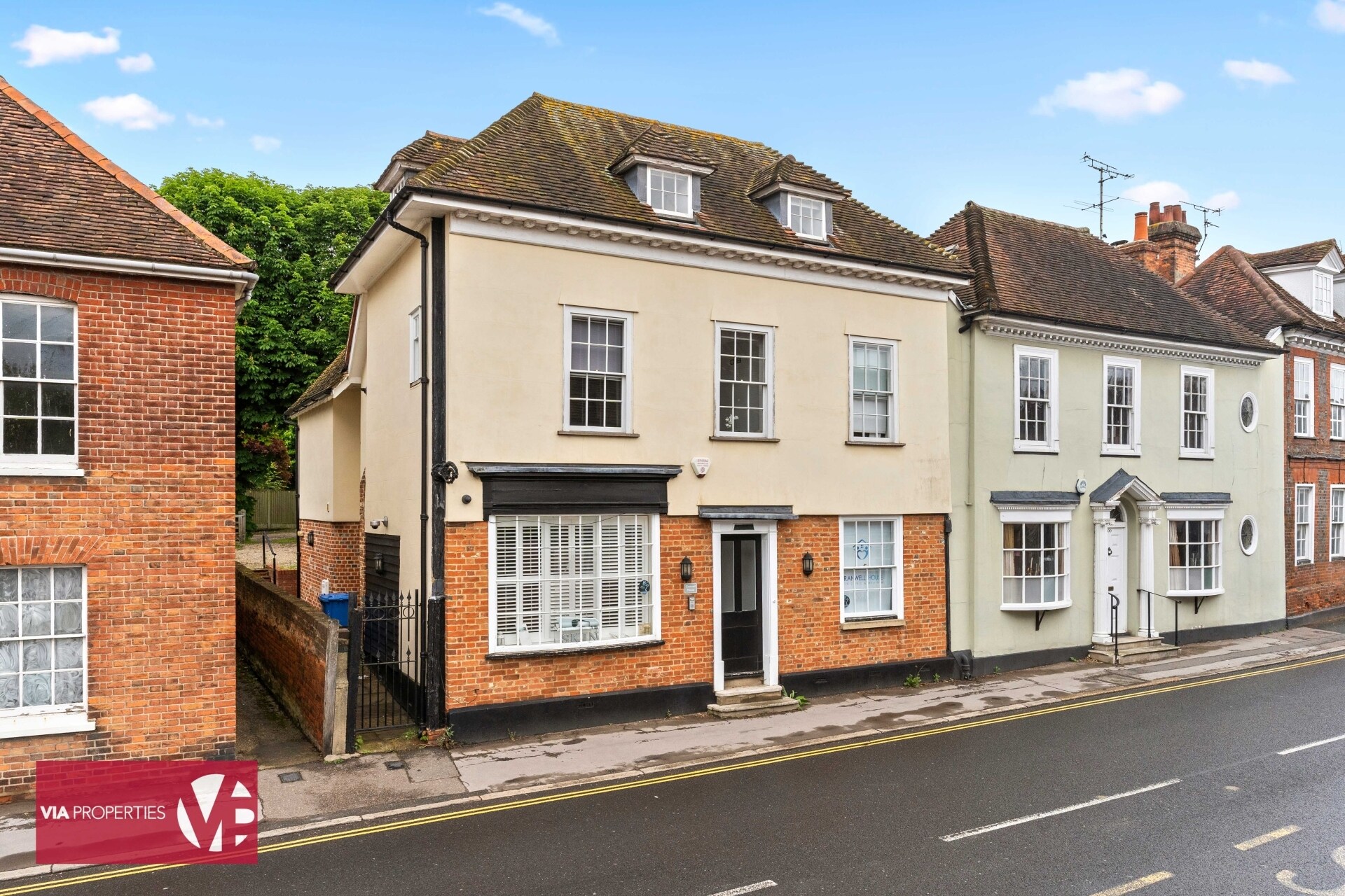 102 High Street, Ingatestone for sale Primary Photo- Image 1 of 1