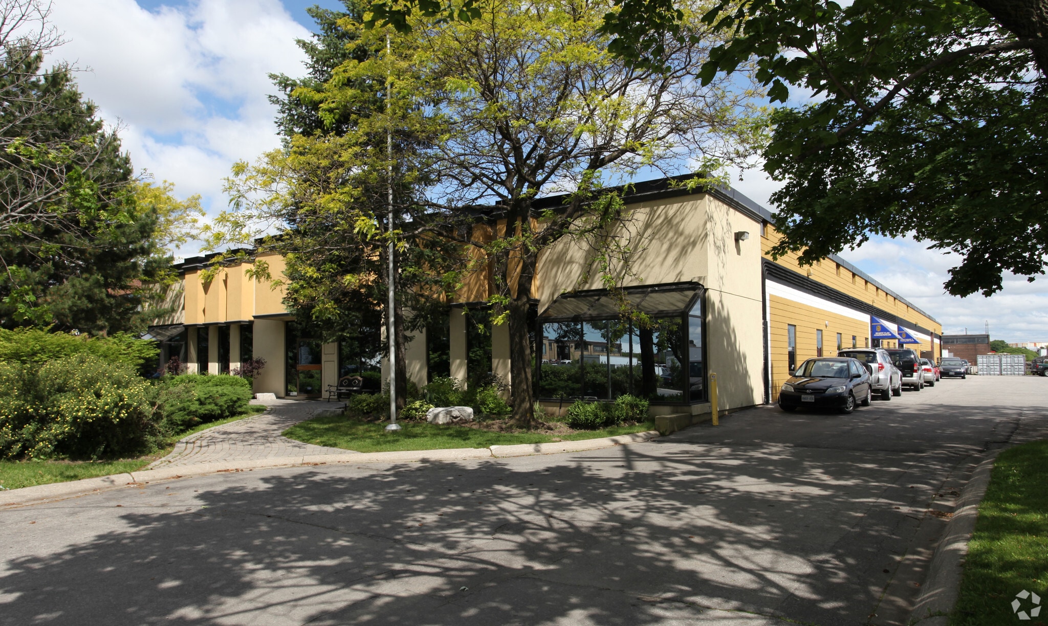 130 Toro Rd, Toronto, ON for sale Primary Photo- Image 1 of 1