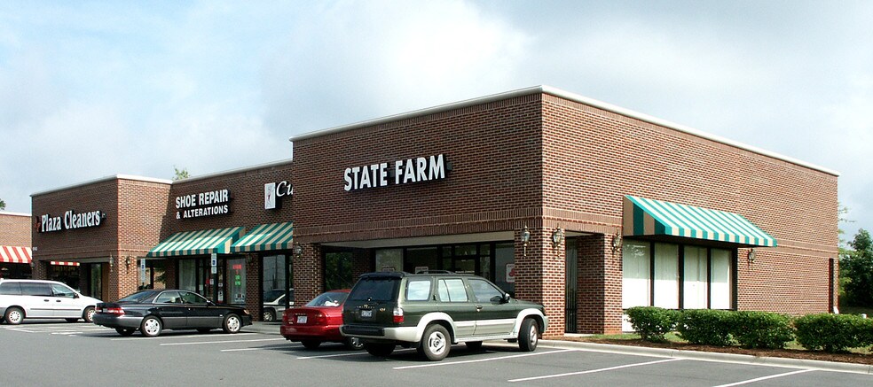 5336 Docia Crossing Rd, Charlotte, NC for sale - Building Photo - Image 1 of 1