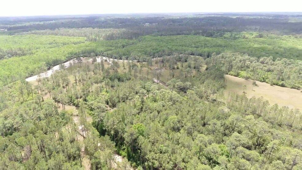 7001 Greenfields Rd, Moss Point, MS for sale - Commercial Listing Video - Image 2 of 5