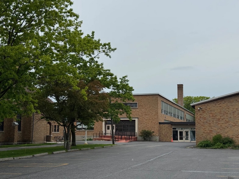 89 E Genesee St, Auburn, NY for sale - Building Photo - Image 3 of 53