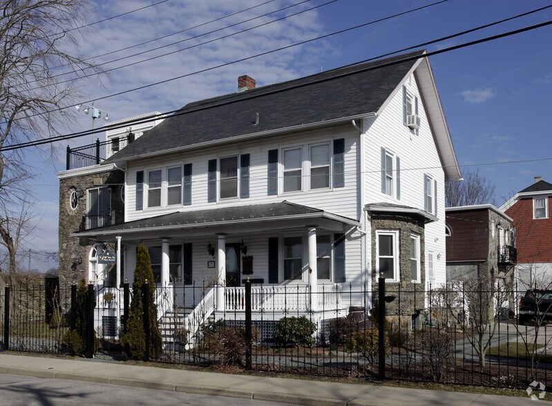 22 Freebody St, Newport, RI for sale - Primary Photo - Image 1 of 1