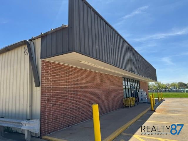 1510 Cedar St, Tipton, IA for sale - Building Photo - Image 3 of 14