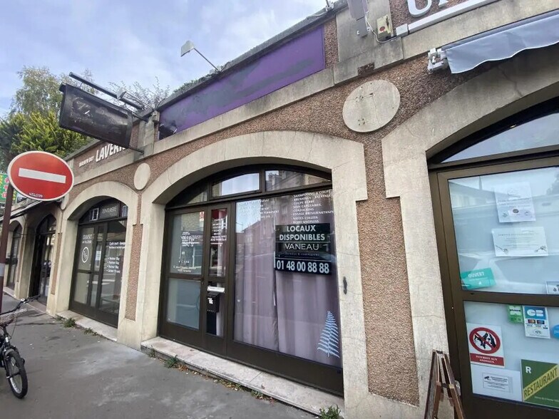 Retail in Versailles for lease - Building Photo - Image 1 of 7